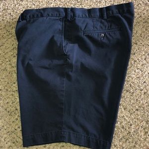 Classic fit Ralph Lauren chino shorts size 46 navy